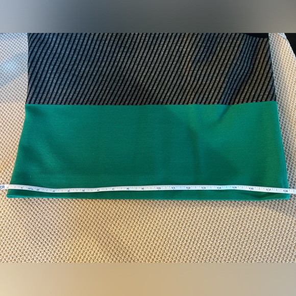 Boss by Hugo Boss Black and green short-sleeved dress - Picture 6 of 6